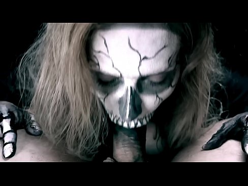 ❤️ ʻO ke kaikamahine daimonio e omo ana i ka moa me kona waha ʻeleʻele a me ka ʻai ʻana. ❤️❌ Anal video iā mākou haw.bsglass.ru ❤